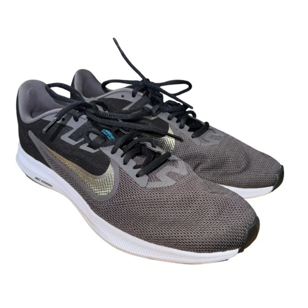 Nike Downshifter 10 Mens 12 Pre-Owned Running Shoes AQ7481-008 Athletic Sneakers
